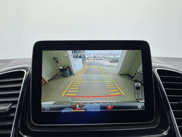 Used 2018 Polar White Mercedes-Benz GLE 350 image 28