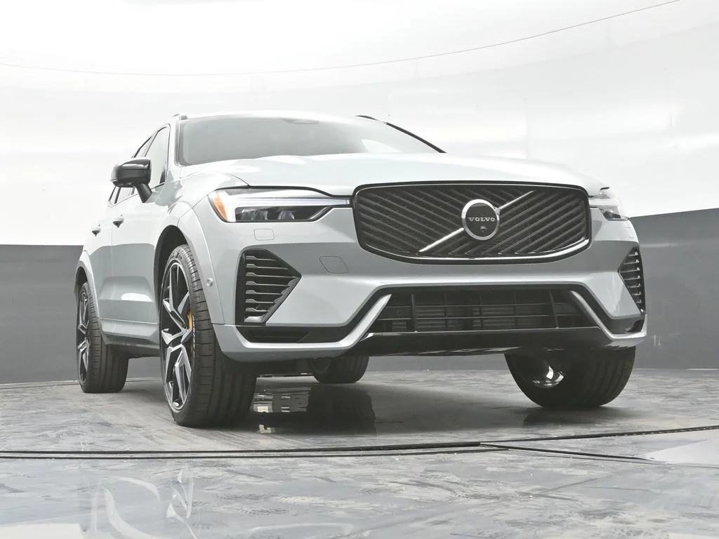 New 2026 Vapour Grey Volvo T8 Polestar Engineered image 25