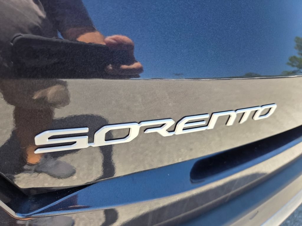 2026 Kia Sorento EX - Photo 15