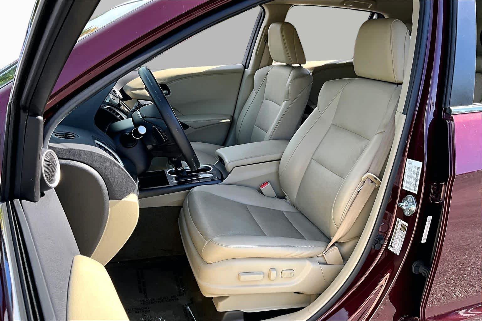 Used 2017  Acura w/Technology Pkg image 8