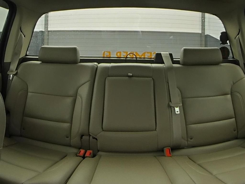 Used 2014 ONYX BLACK GMC SLT image 10