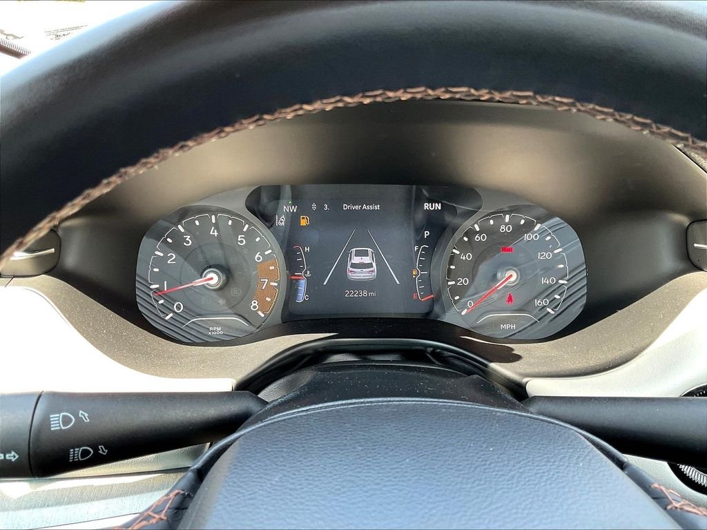 Used 2022 Gray Jeep Limited image 13