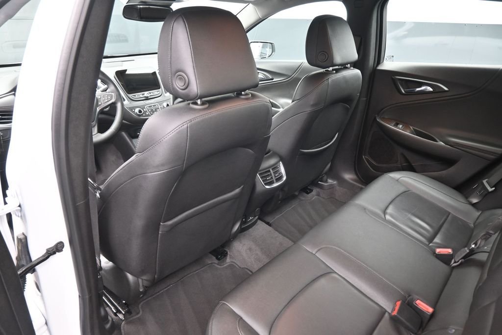 Used 2024 White Chevrolet LT image 23