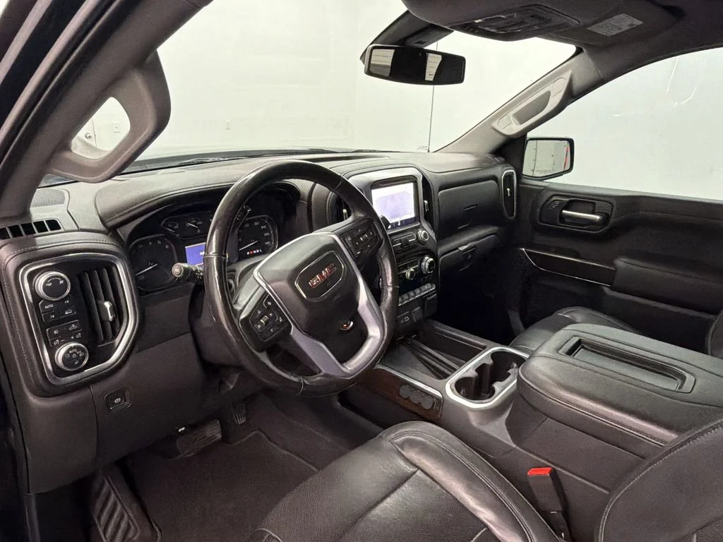 Used 2019 Onyx Black GMC SLT image 4