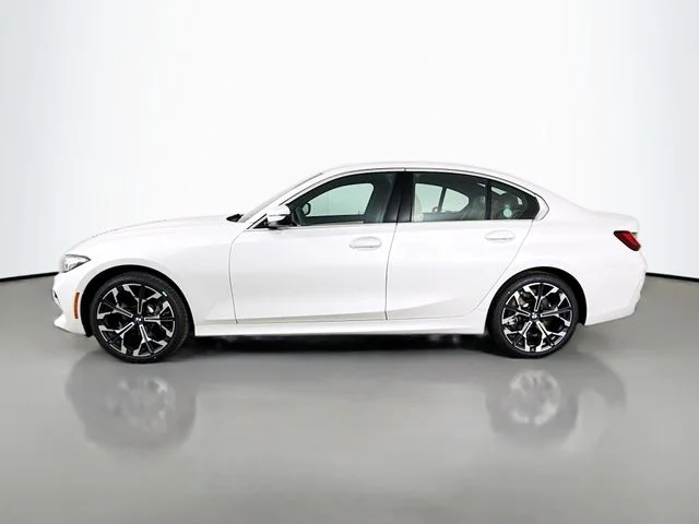 New 2026 White BMW 330i xDrive image 4