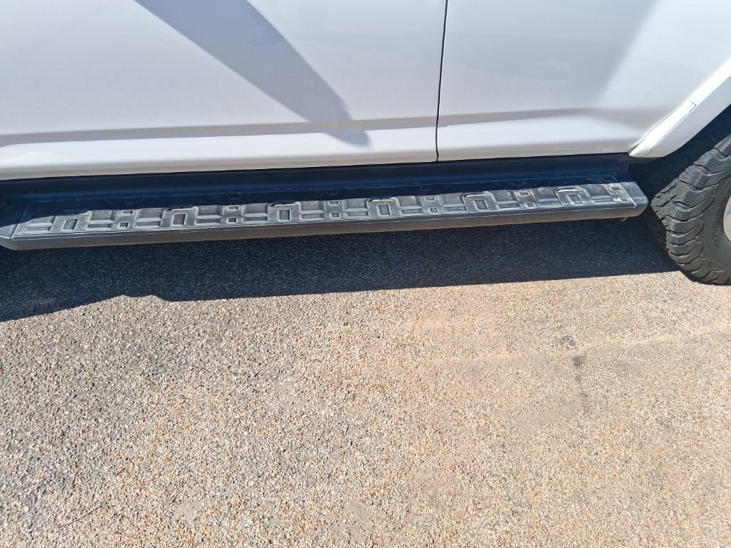 Used 2018 White Toyota SR5 Premium image 18