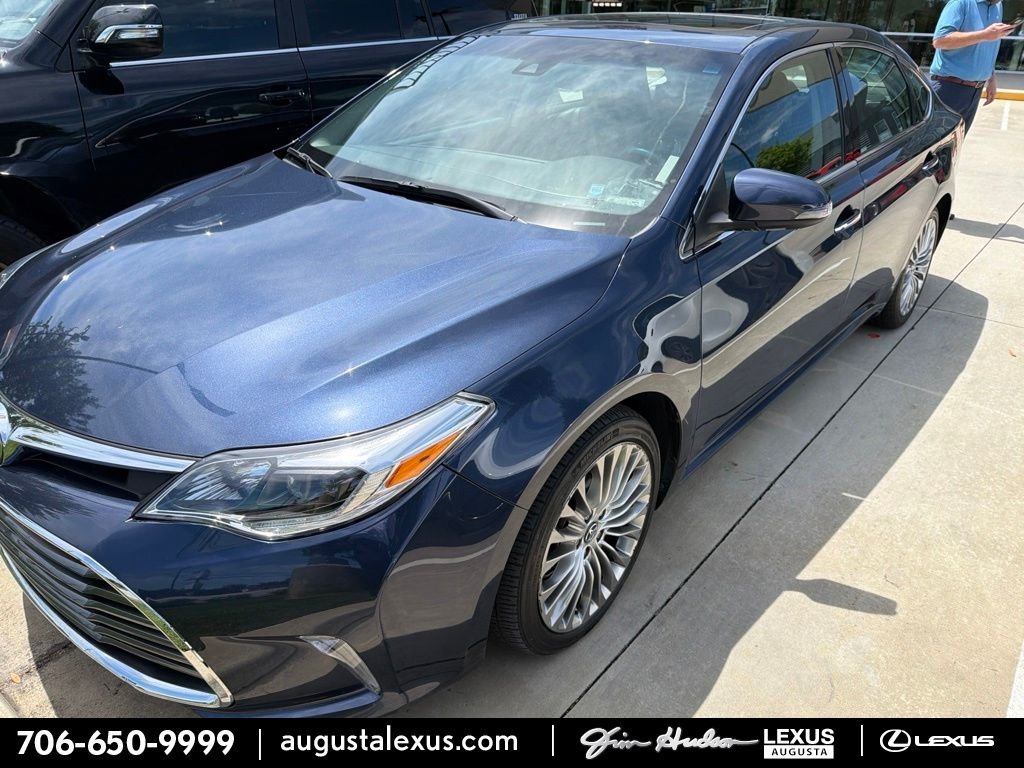 Parisian Night Pearl 2018 Toyota Avalon Sedan Front-Wheel Drive