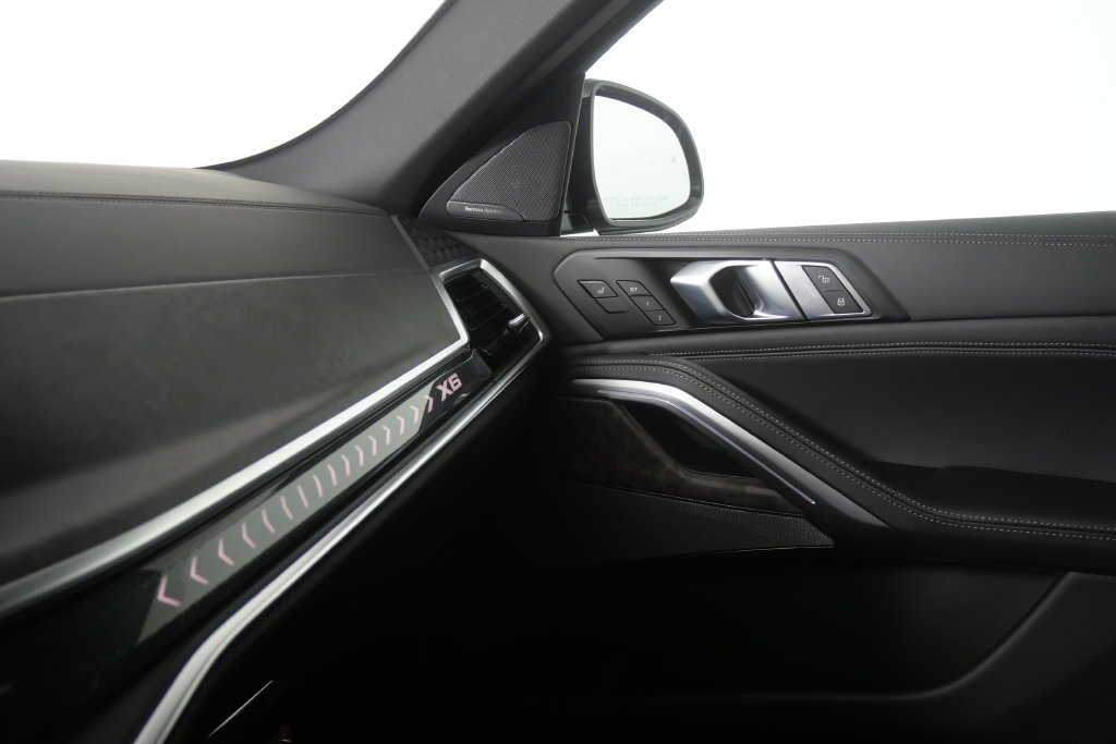 New 2027 Black Sapphire Metallic BMW xDrive40i image 25