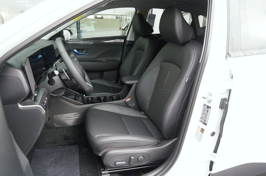 New 2026 Atlas White Hyundai SEL Premium image 10