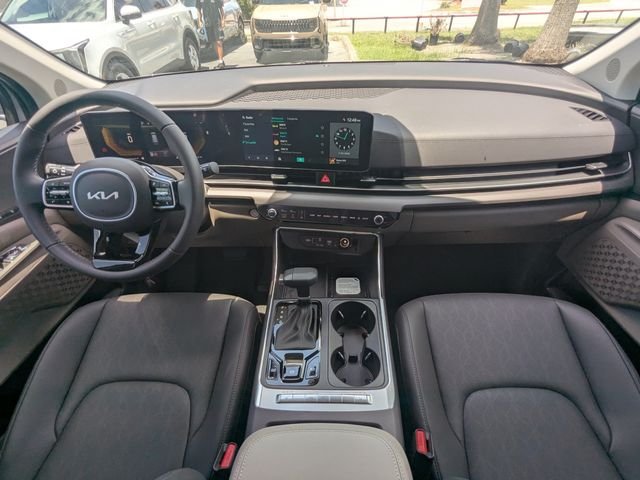New 2026 Ceramic Silver Kia EX image 19