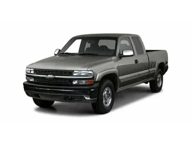 Used 2001 White Chevrolet LS image 1