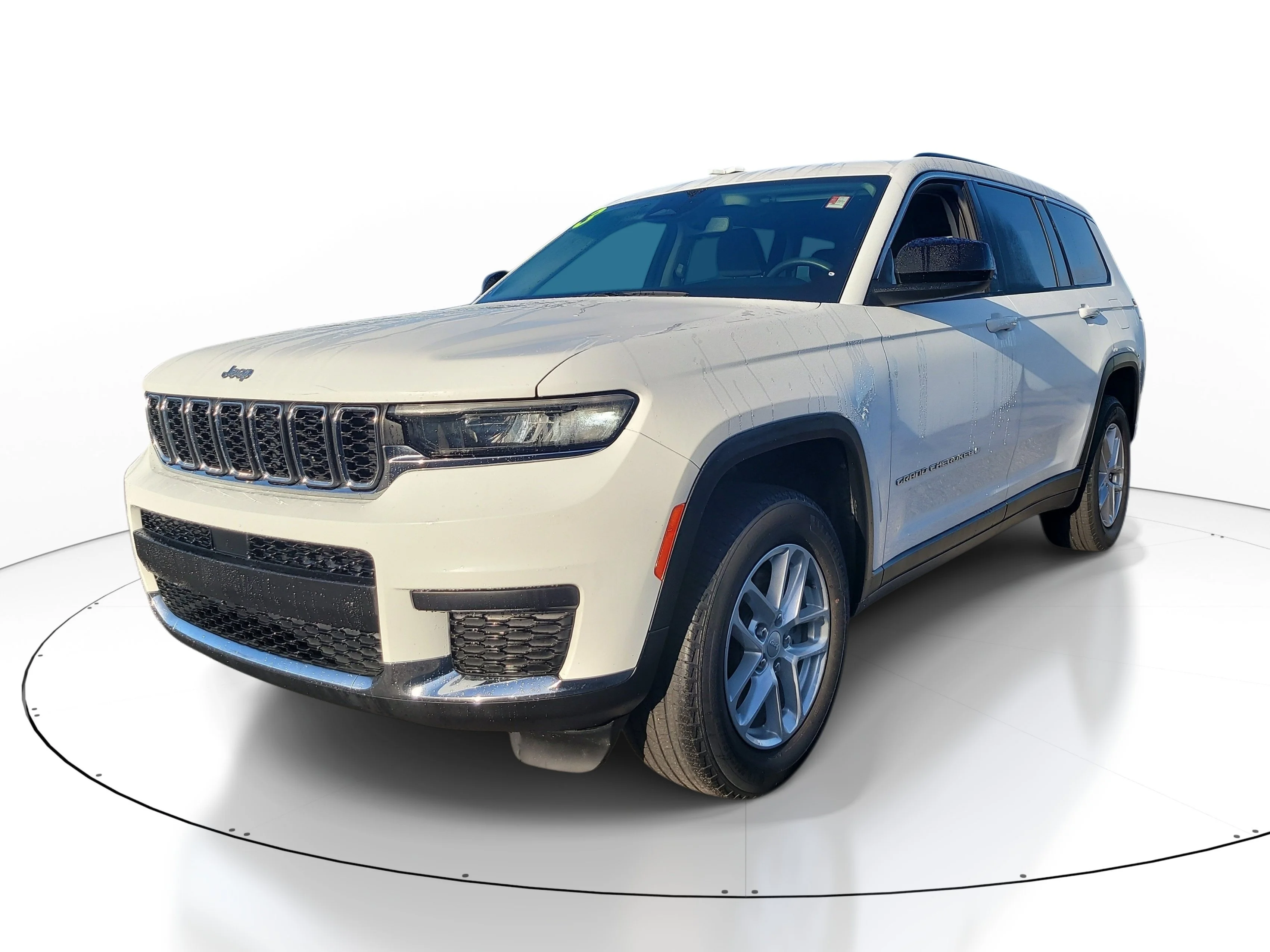 Used 2023 Bright White Clearcoat Jeep Laredo image 3