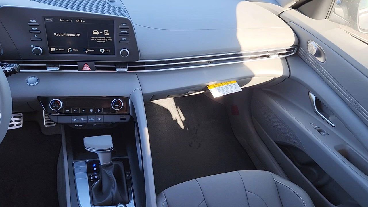 New 2026 Amazon Gray Hyundai SEL Sport image 6