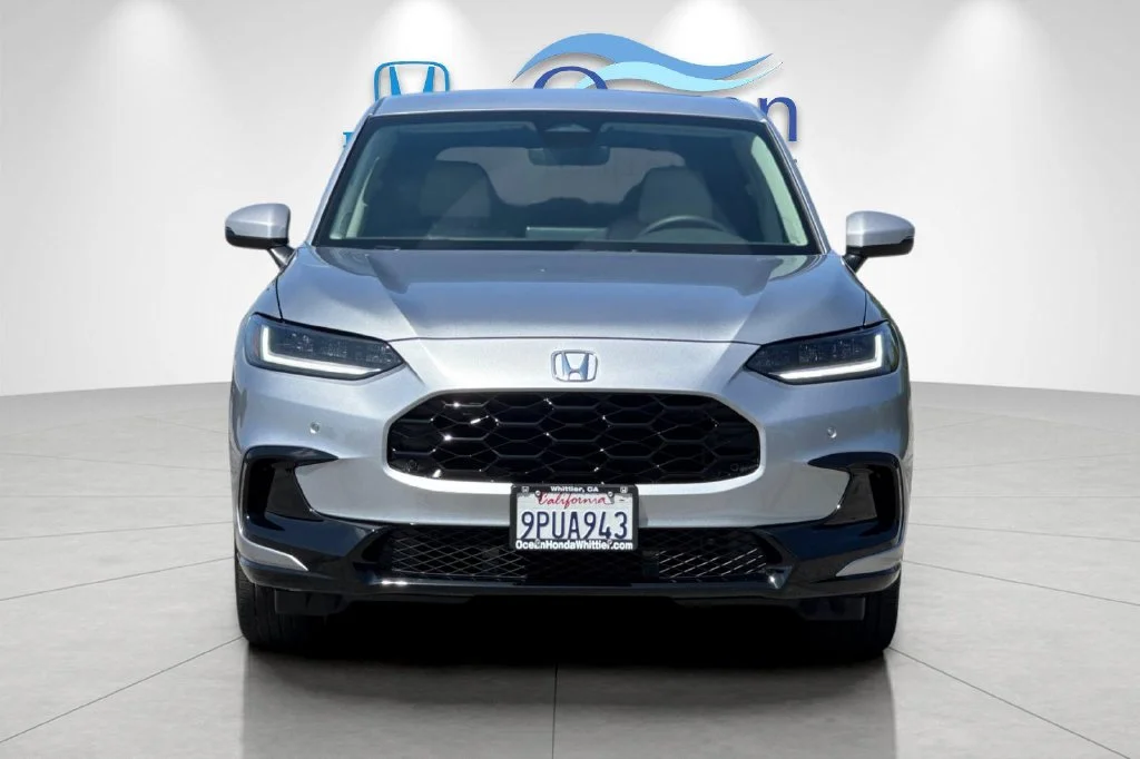 Certified Used 2025 Lunar Silver Metallic Honda EX-L image 9