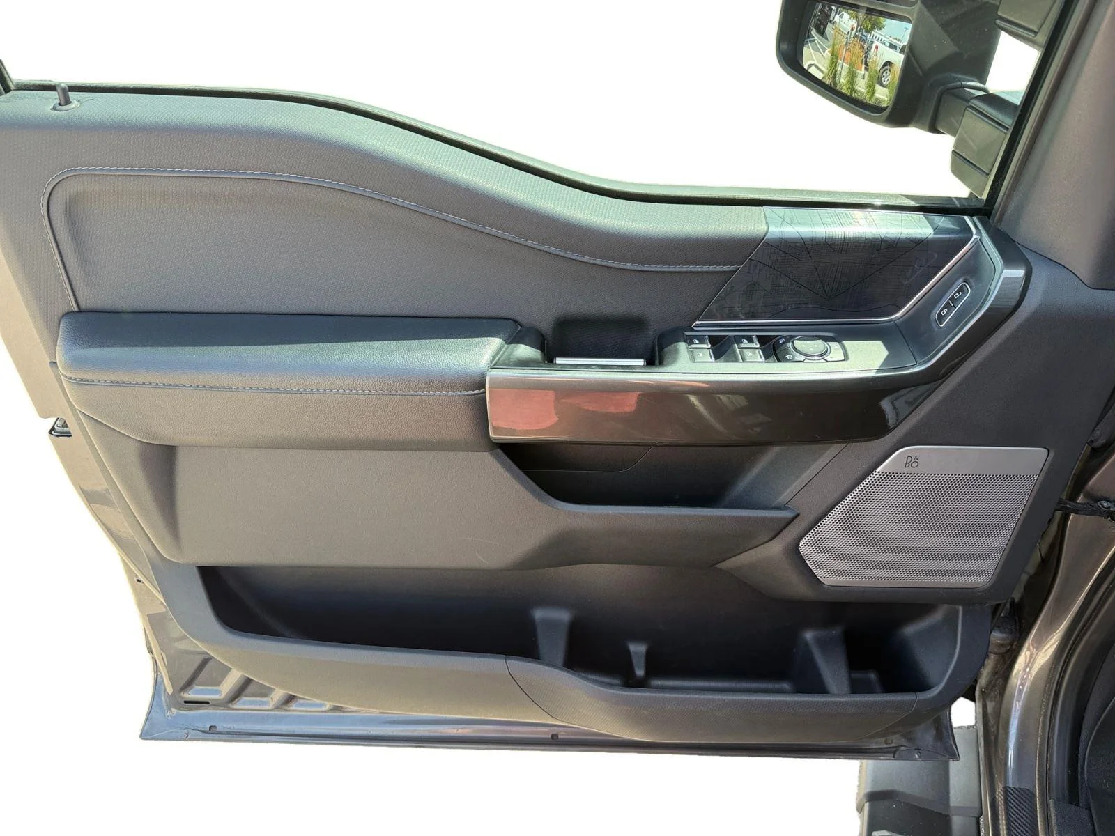 Used 2023 Carbonized Gray Ford XLT image 9