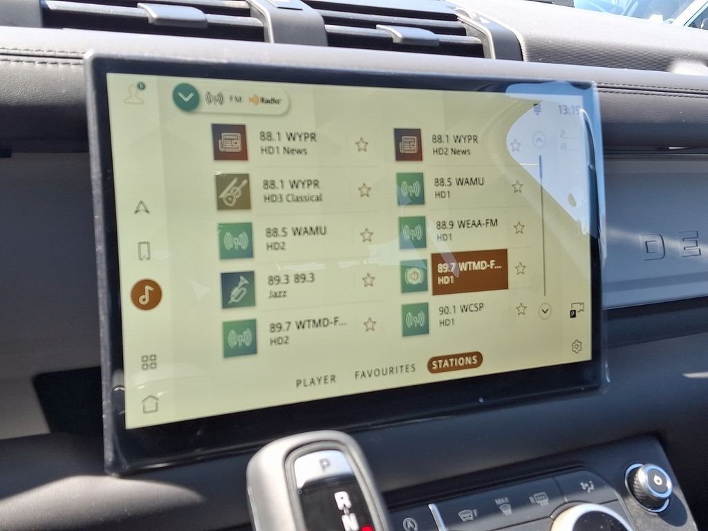 2025 Land Rover Defender S - Photo 14