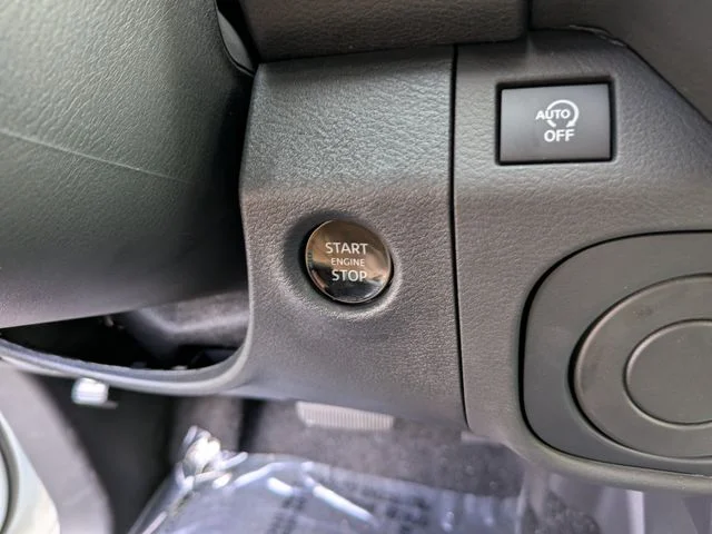 New 2026 Glacier White Nissan Crew Cab SV image 18
