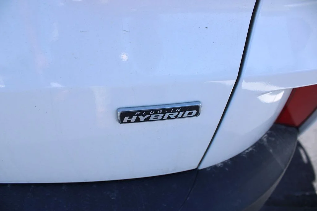 Used 2024 Star White Ford Base image 6