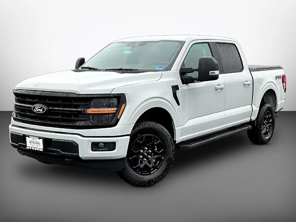 New 2026 Avalanche Ford XLT image 2