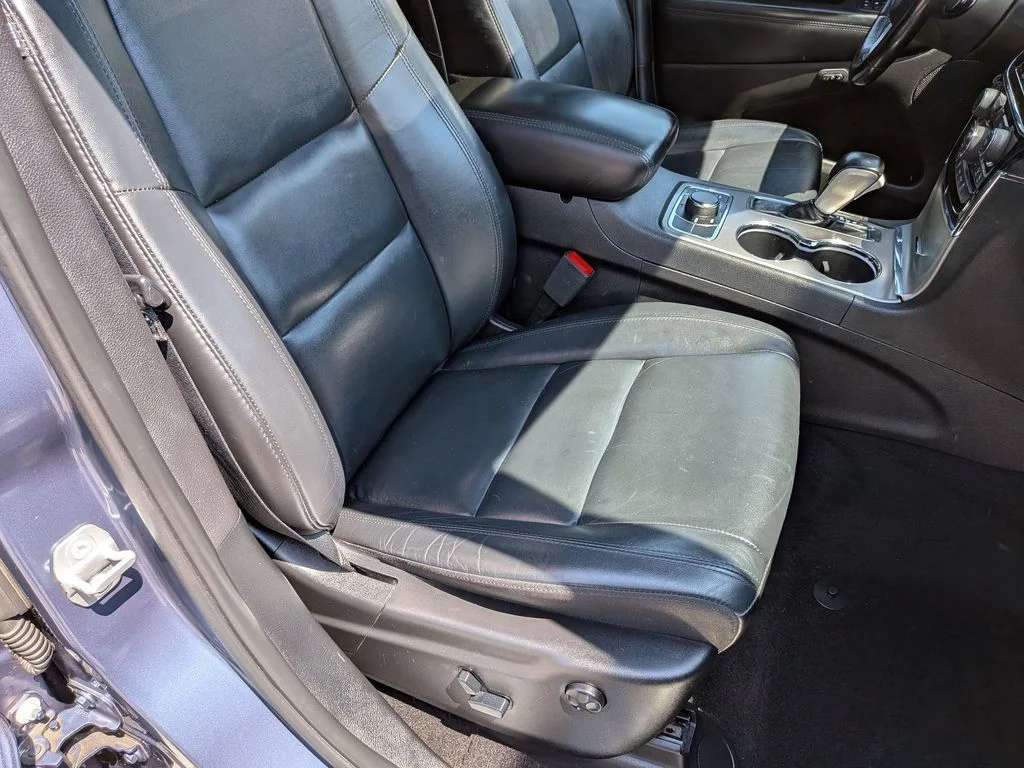 Used 2021 Blue Jeep Limited image 29