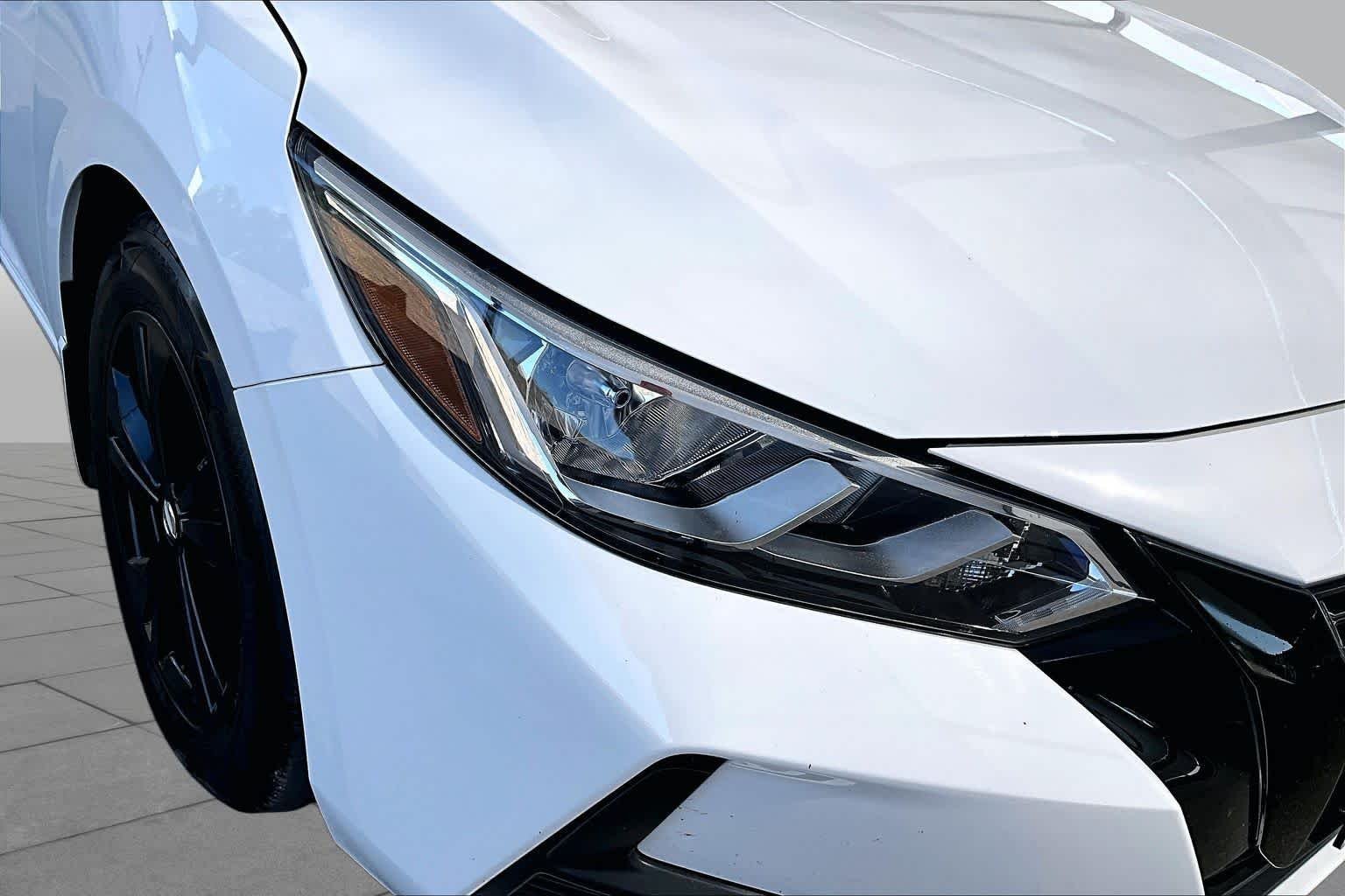 Certified Used 2022 Fresh Powder Nissan SV image 27