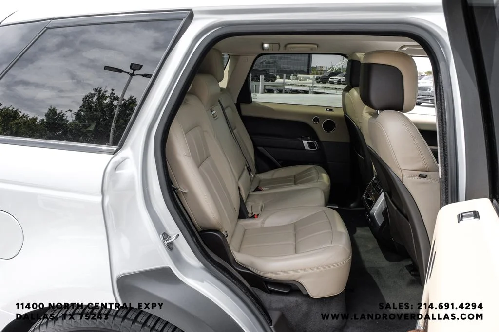 Used 2019 Silver Land Rover HSE image 41