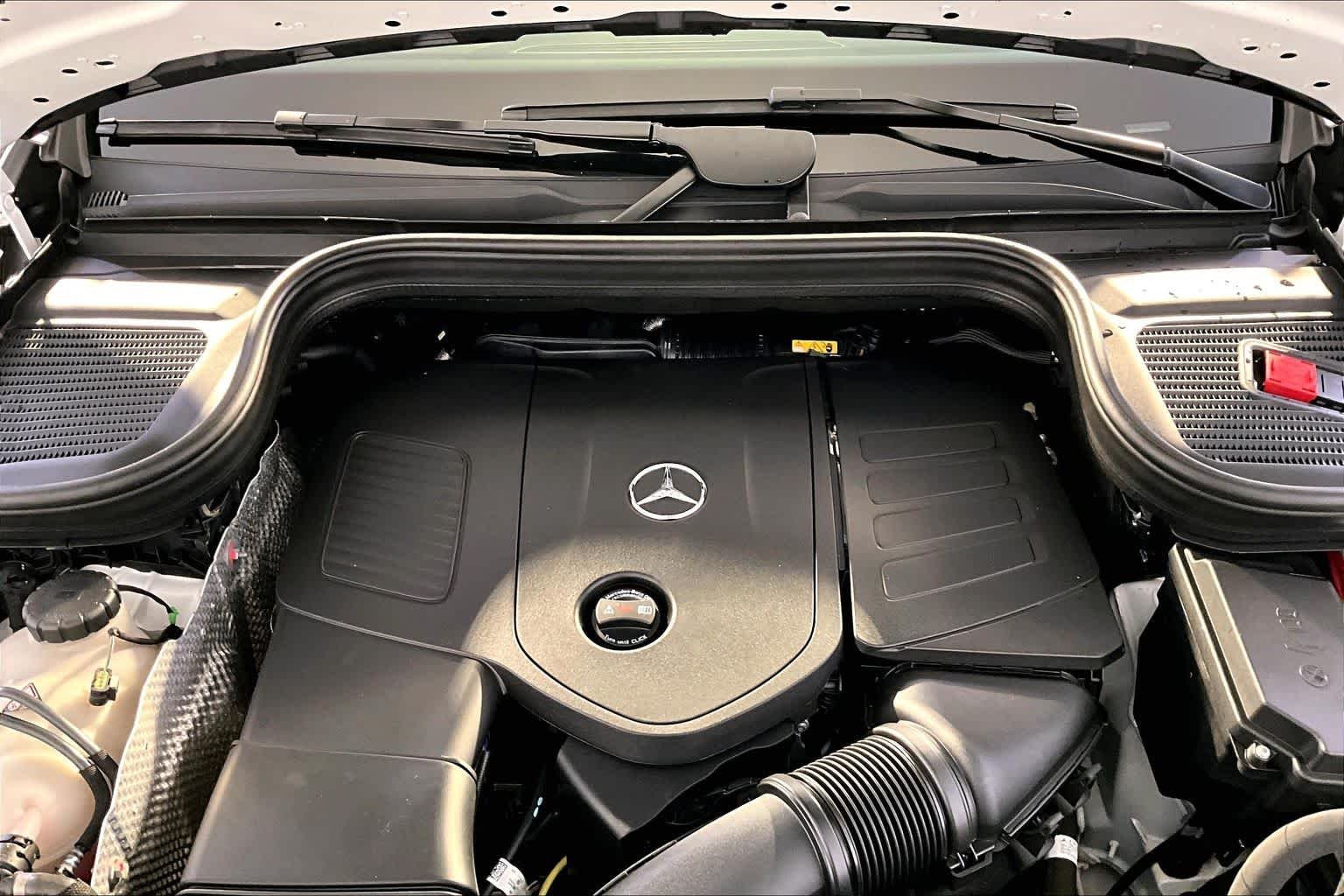 Certified Used 2026 Polar White Mercedes-Benz GLE 350 image 30