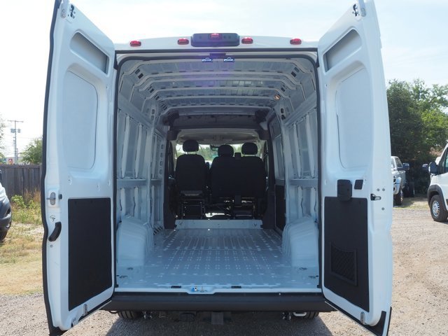 2026 Ram ProMaster 3500 photo 2