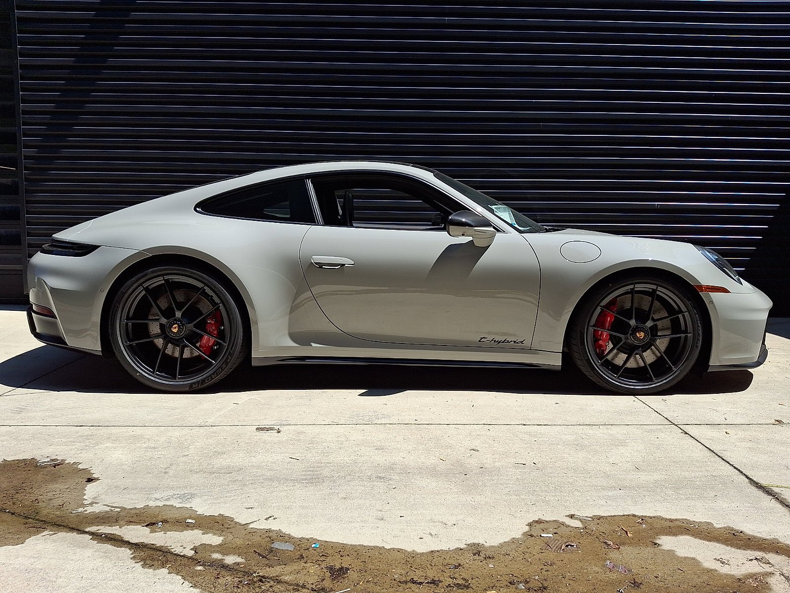 New 2026 Chalk Porsche Carrera 4 GTS image 8