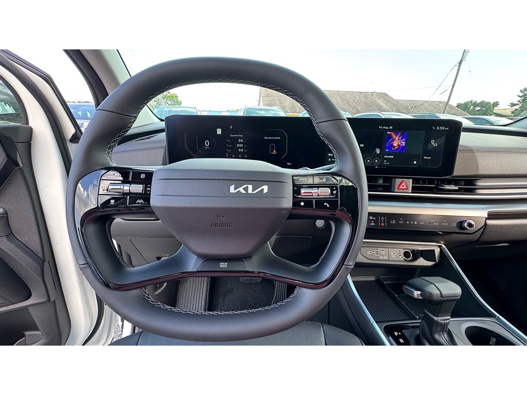 New 2027 Snow White Pearl Kia SX image 6
