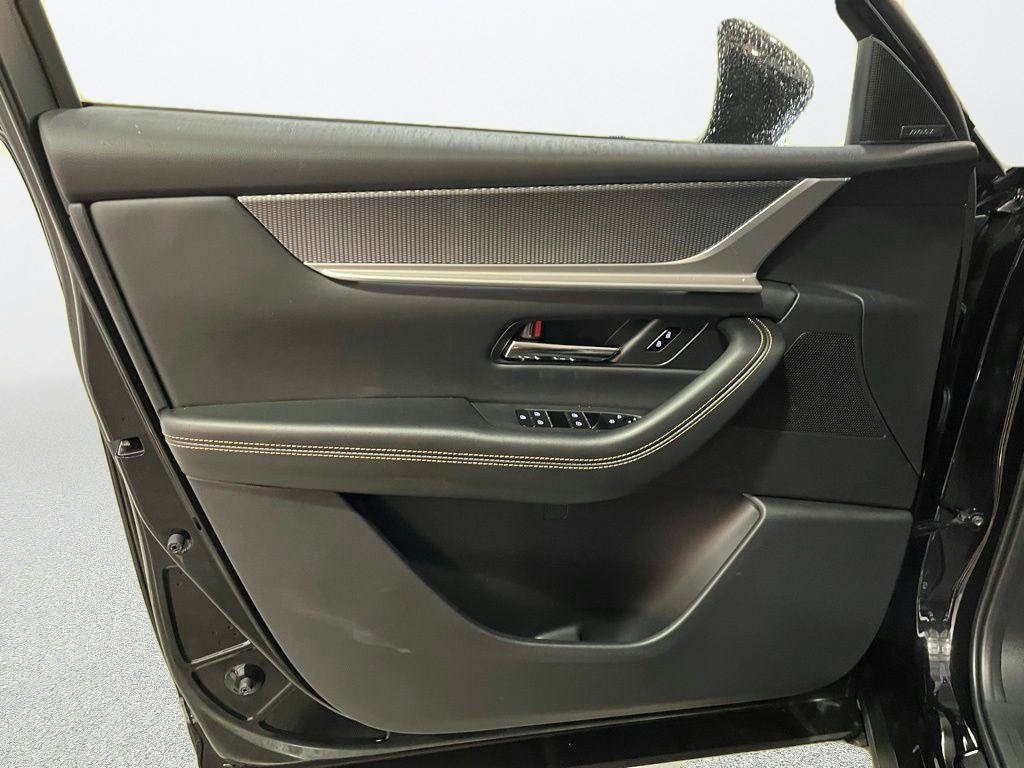 2026 Mazda CX-70 Premium Package - Photo 9