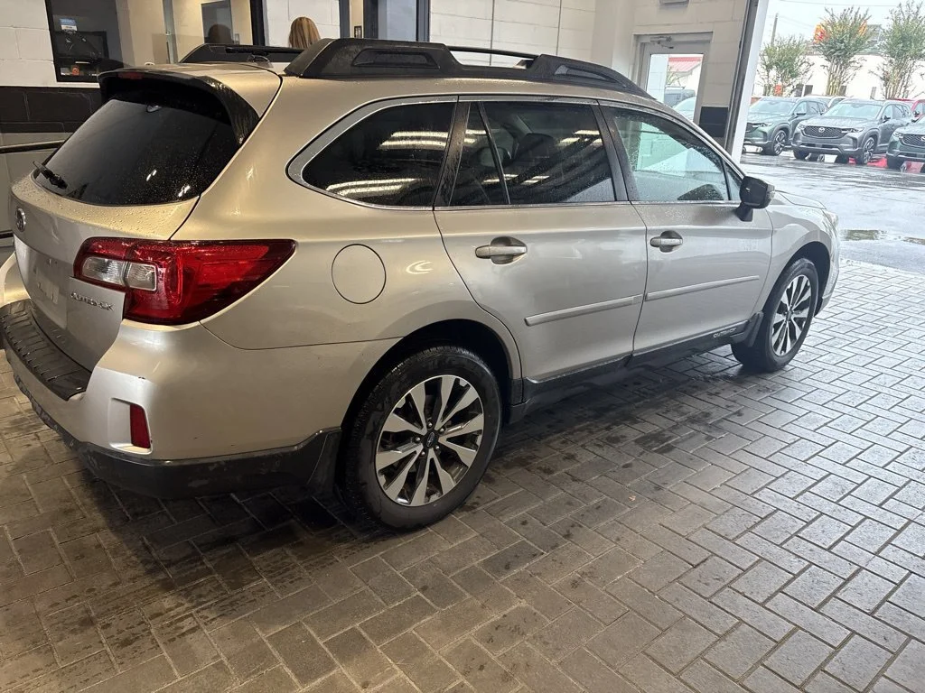 Used 2015 Tungsten Metallic Subaru 2.5i image 5