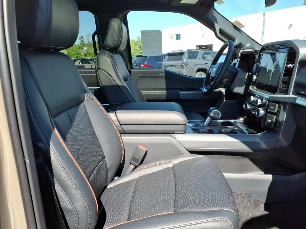 New 2026 Marsh Gray Ford Lariat image 12