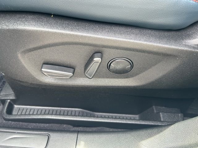 Used 2024 White Ford SEL image 17