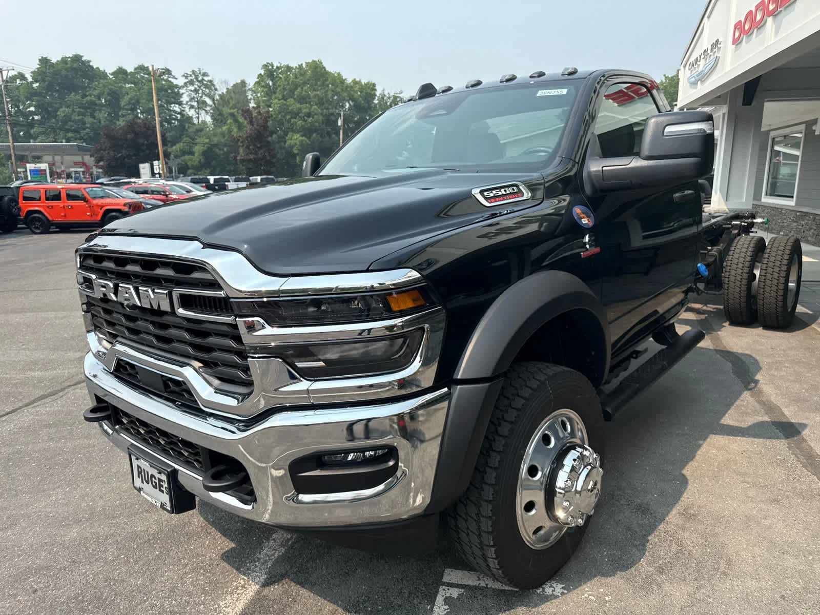 New 2026 Diamond Black Crystal Pearlcoat Ram Tradesman image 4