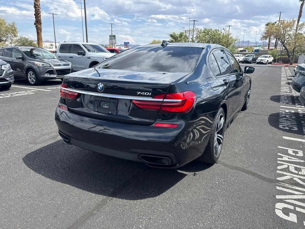 Used 2016 Black BMW 740i image 8