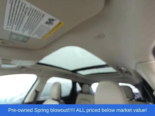 Used 2020 White Ford SEL image 17