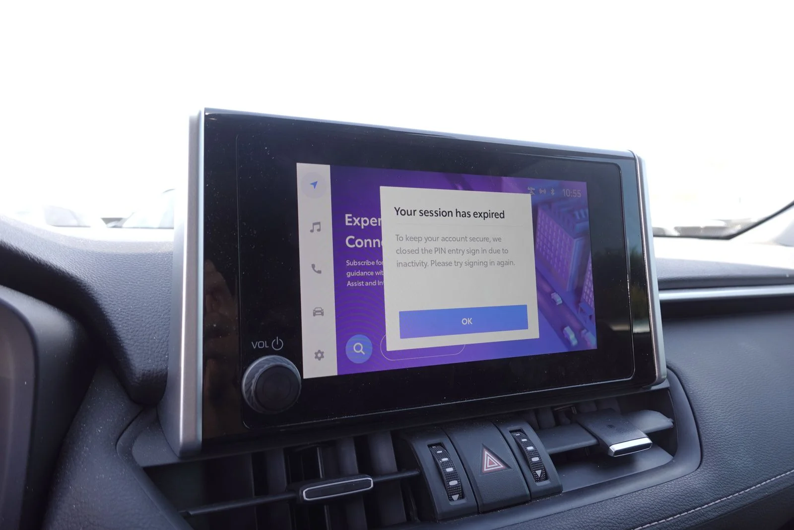 Used 2023 Wind Chill Pearl Toyota XLE Premium image 19