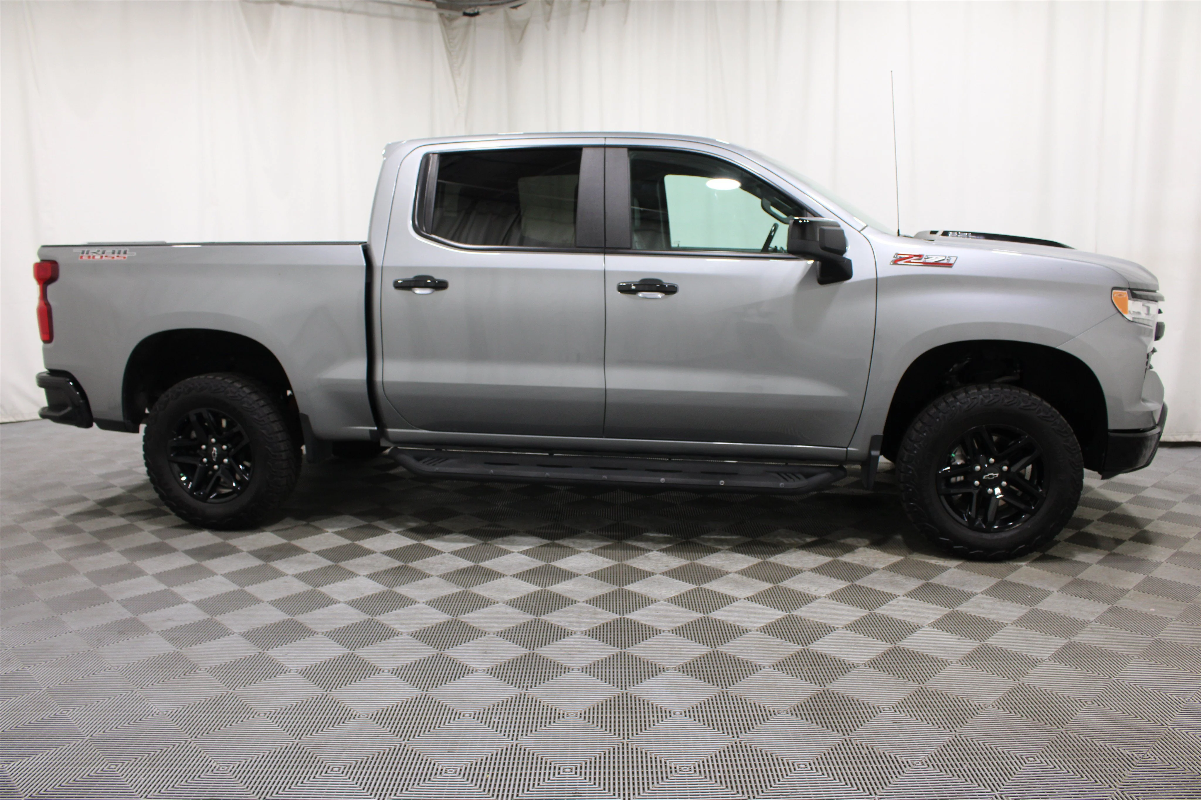 2025 Chevrolet Silverado 1500 LT Trail Boss - Photo 28