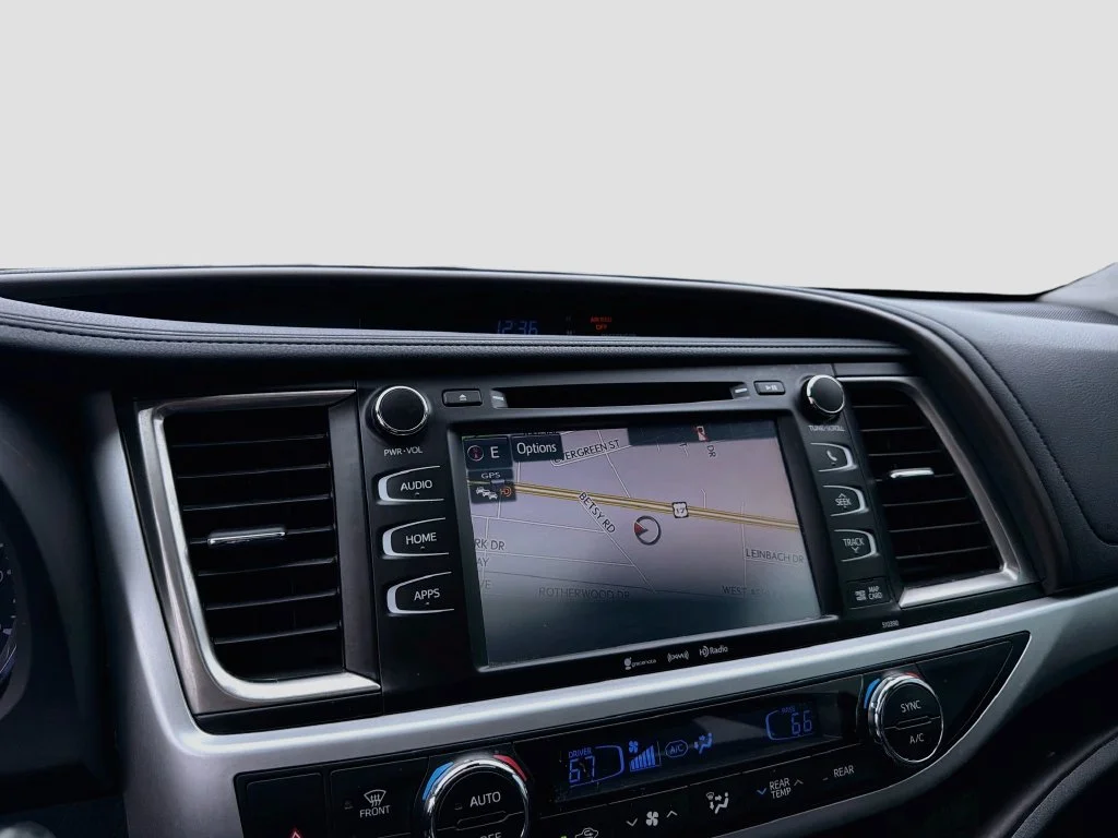 Used 2019 Black Toyota XLE image 16