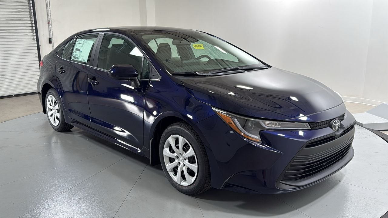 New 2027 Blueprint Toyota  LE image 3