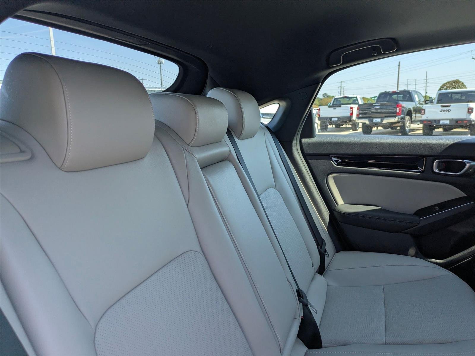 Used 2022 Meteorite Gray Metallic Honda Sport Touring image 31