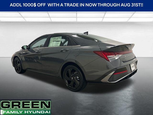 New 2026 Gray Hyundai SEL Sport image 4