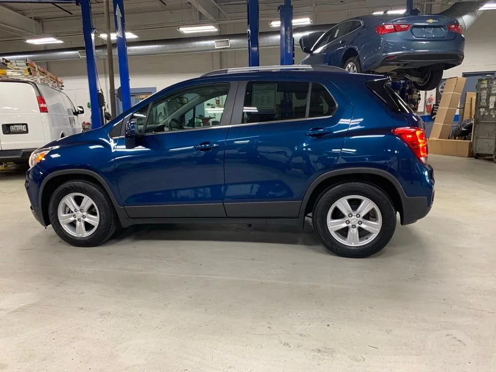 Used 2019 PACIFIC BLUE METALLIC Chevrolet LT image 4