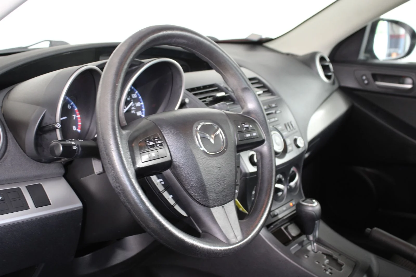 Used 2013 Black Mazda i Sport image 8