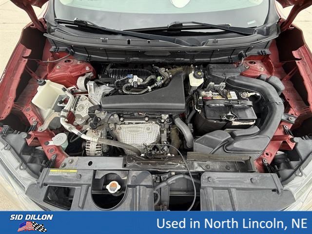Used 2015 Cayenne Red Nissan S image 10