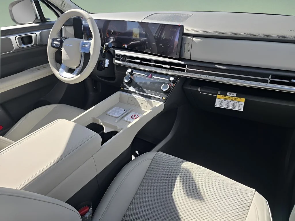 Used 2026 Serenity White Hyundai SEL image 26
