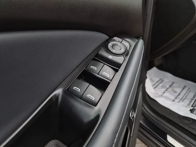 Used 2023 Black Buick Essence image 15