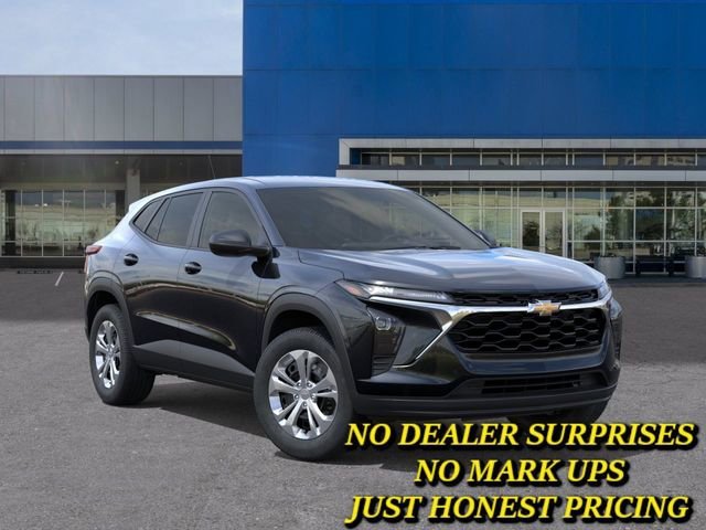 2026 Chevrolet Trax LS - Photo 7