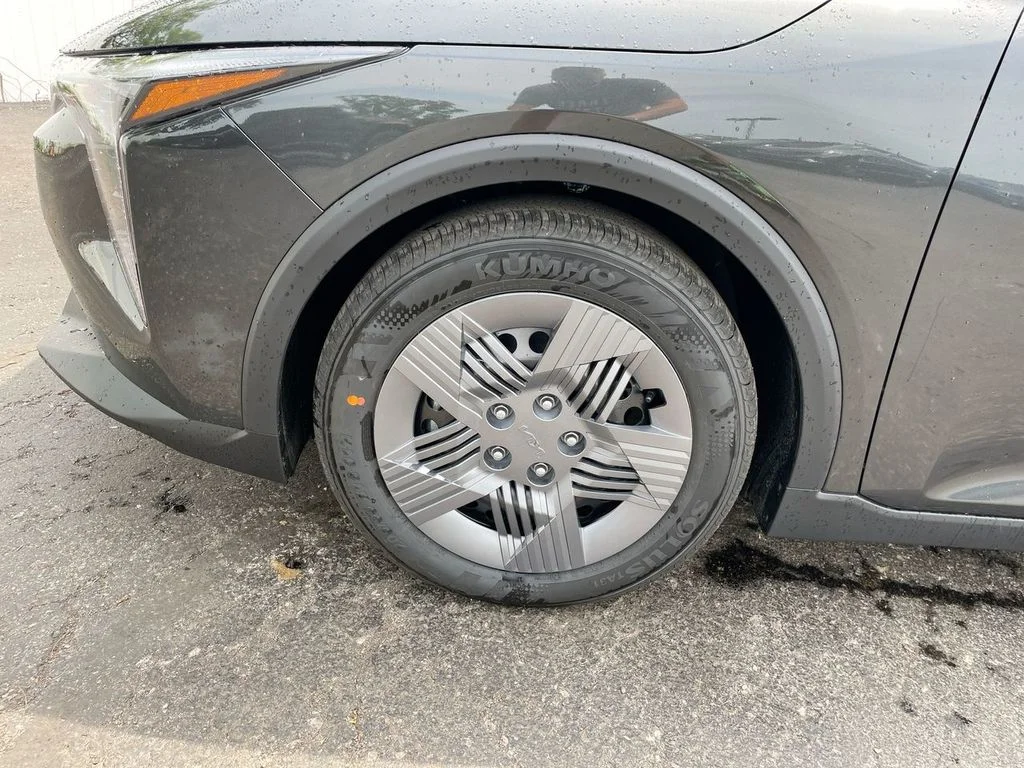 2025 Kia K4 LX - Photo 36
